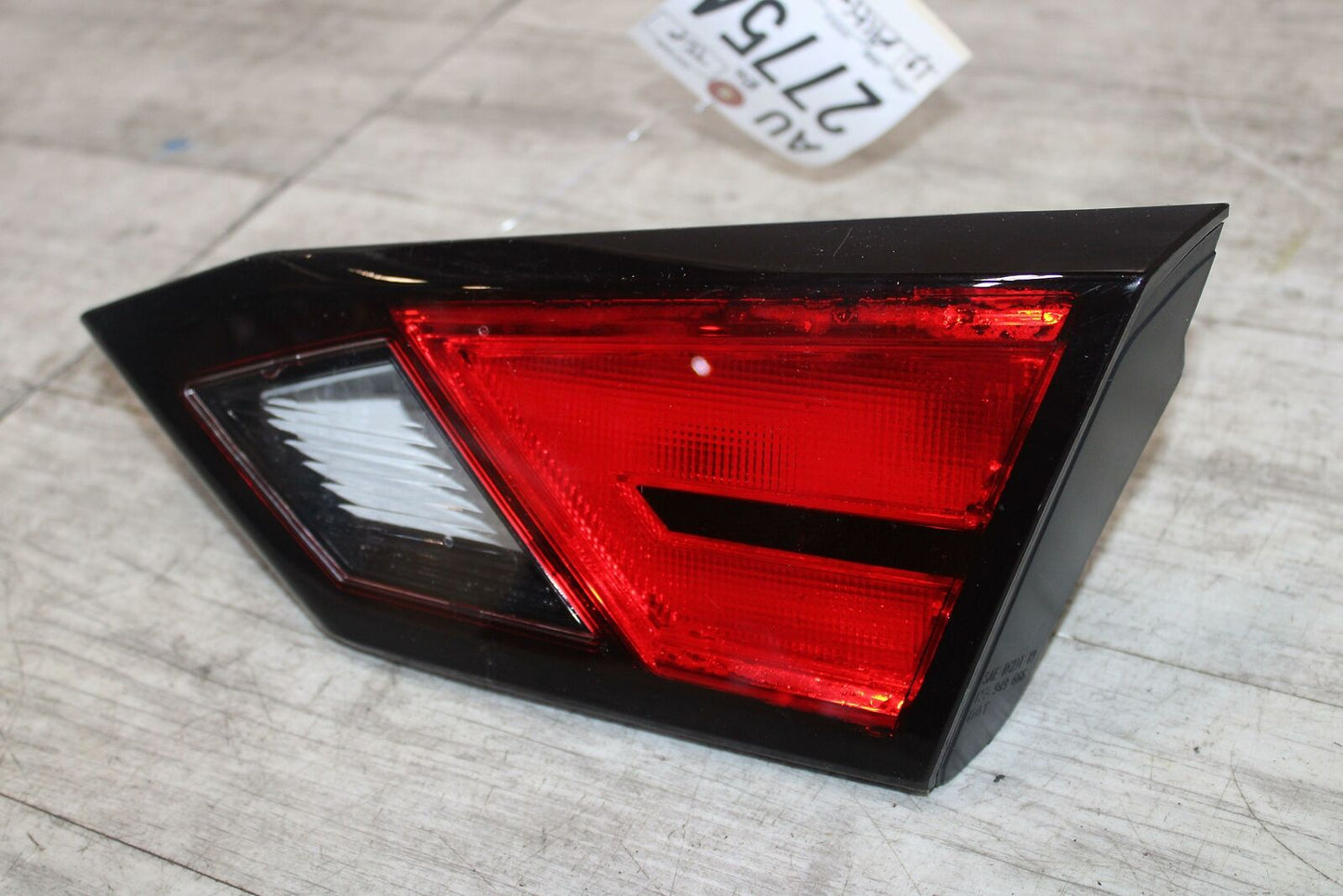 Tail Light Assembly NISSAN ALTIMA Right 19 20