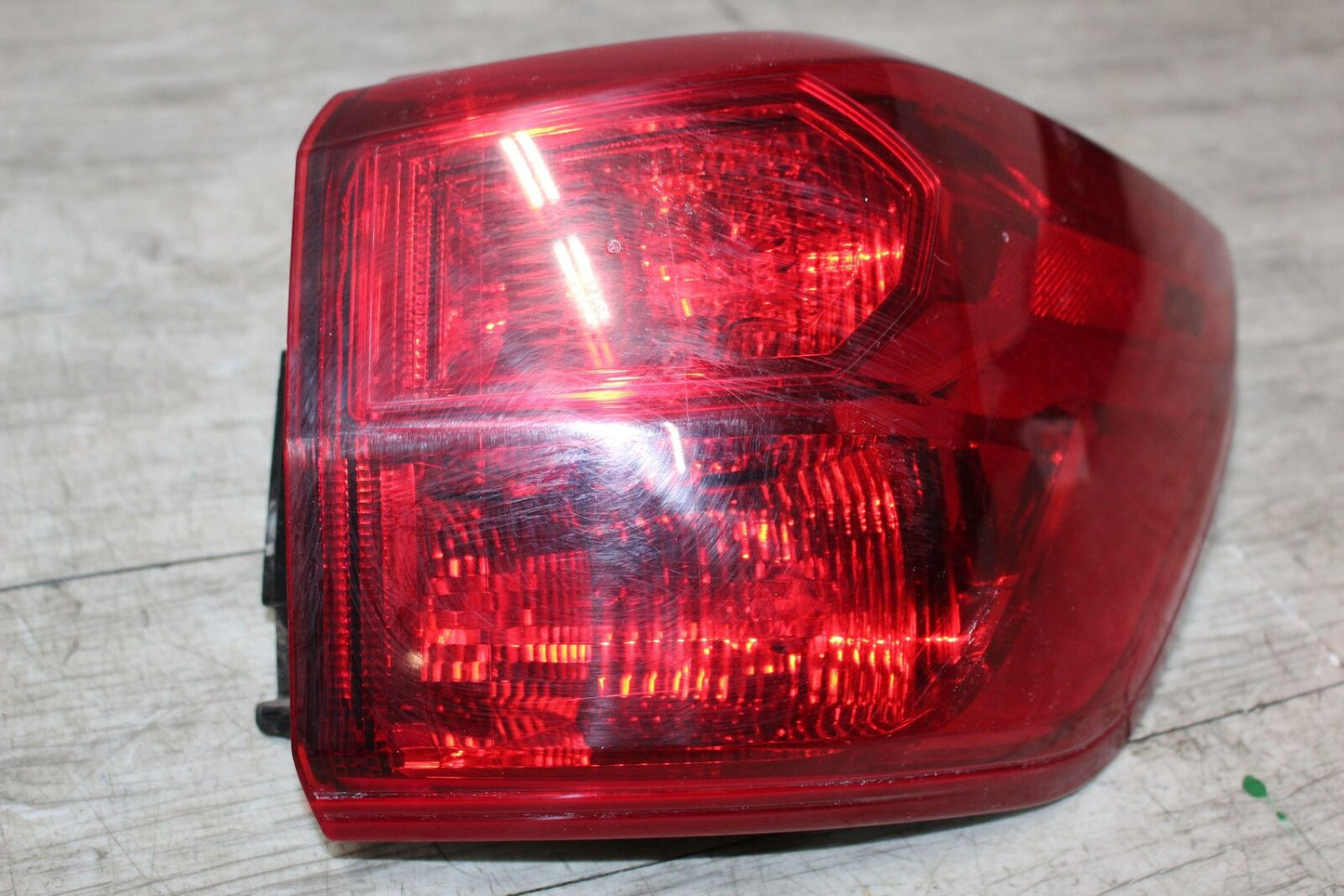 Tail Light Assembly NISSAN PATHFINDER Right 17 18 19 20