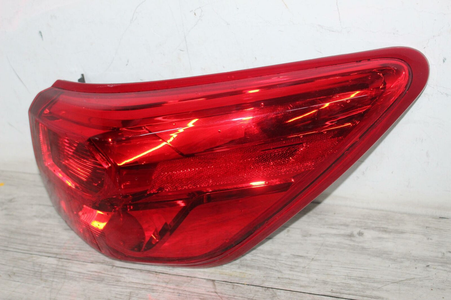 Tail Light Assembly NISSAN PATHFINDER Right 17 18 19 20