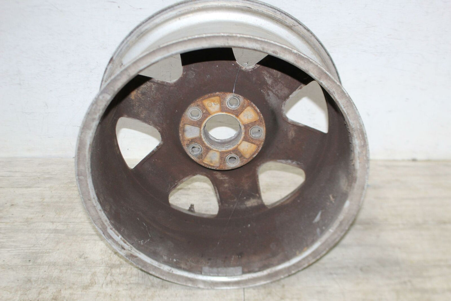 Wheel VW TOUAREG 04 05 06 07 08 09 10