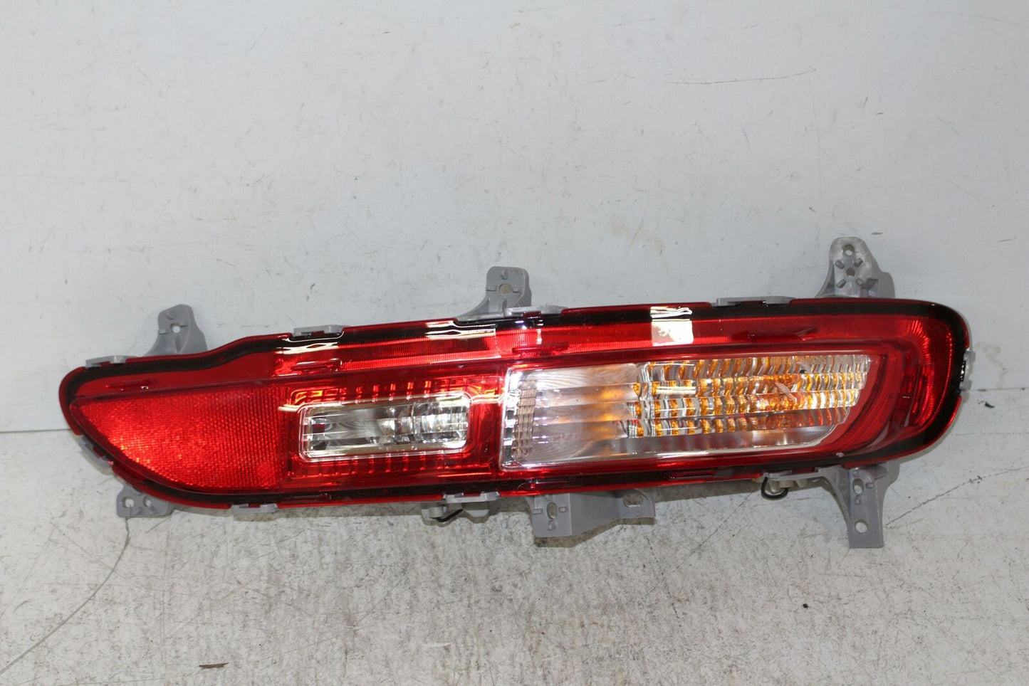 Tail Light Assembly KIA SPORTAGE Right 17 18 19