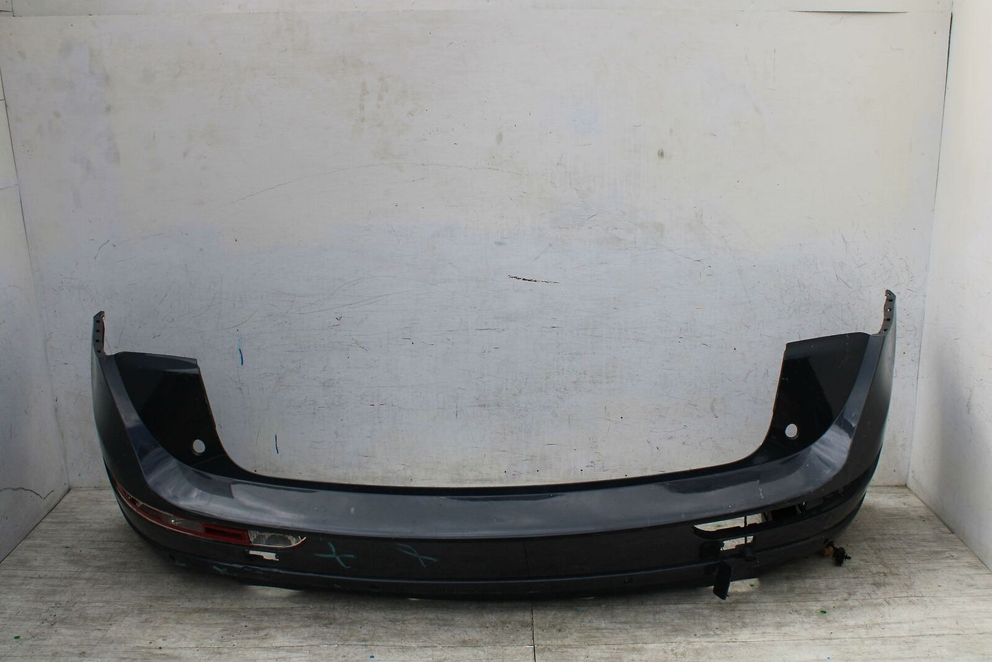 Rear Bumper Assembly AUDI Q5 09 10 11 12 13 14 15 16