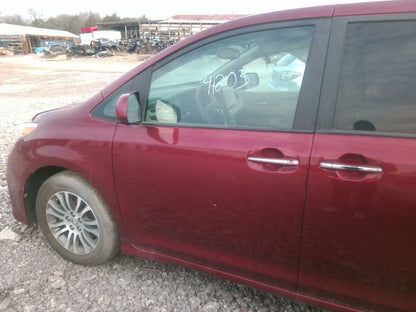 Rear Seat TOYOTA SIENNA 19