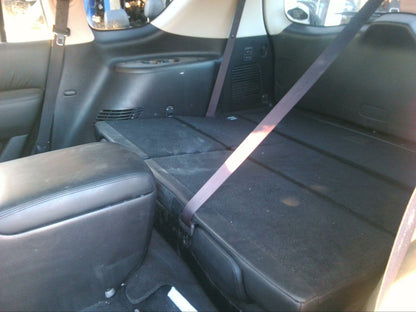 Rear Seat INFINITI QX56 13