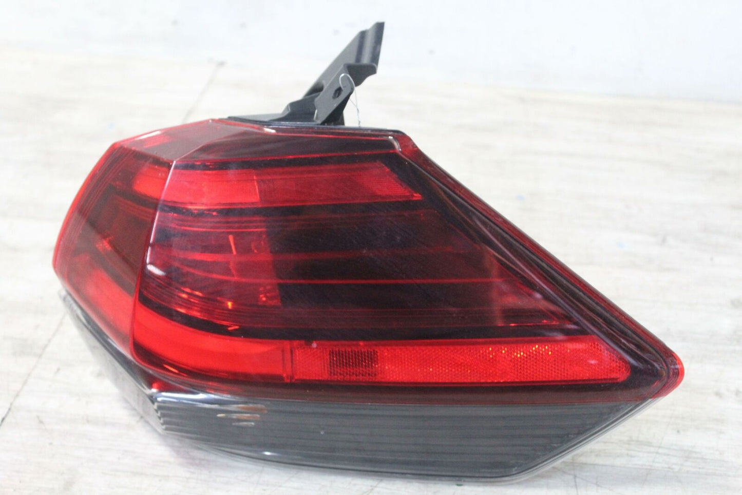 Tail Light Assembly ROGUE EXCEPT SPORT Right 17 18 19 20