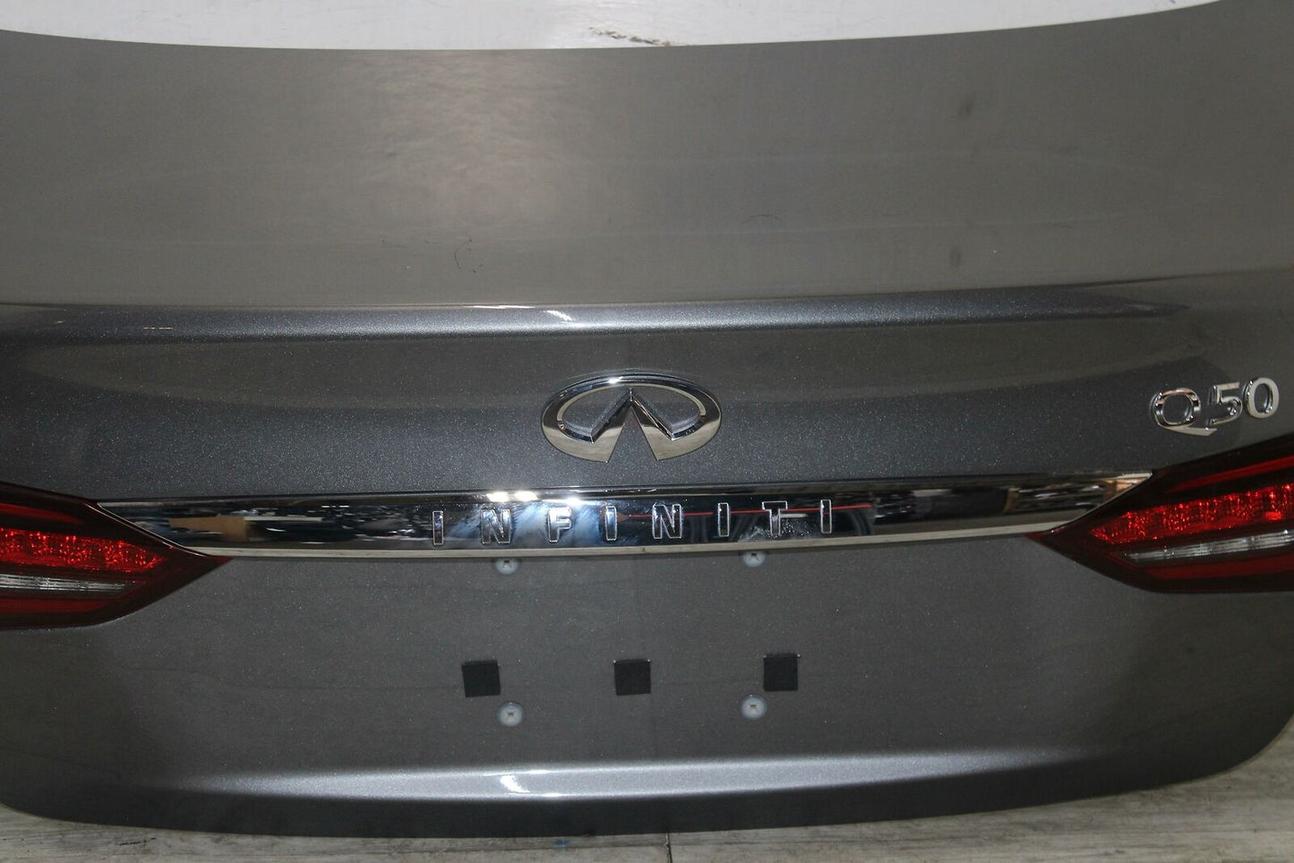 Trunk/decklid/hatch/tailgate INFINITI Q50 20