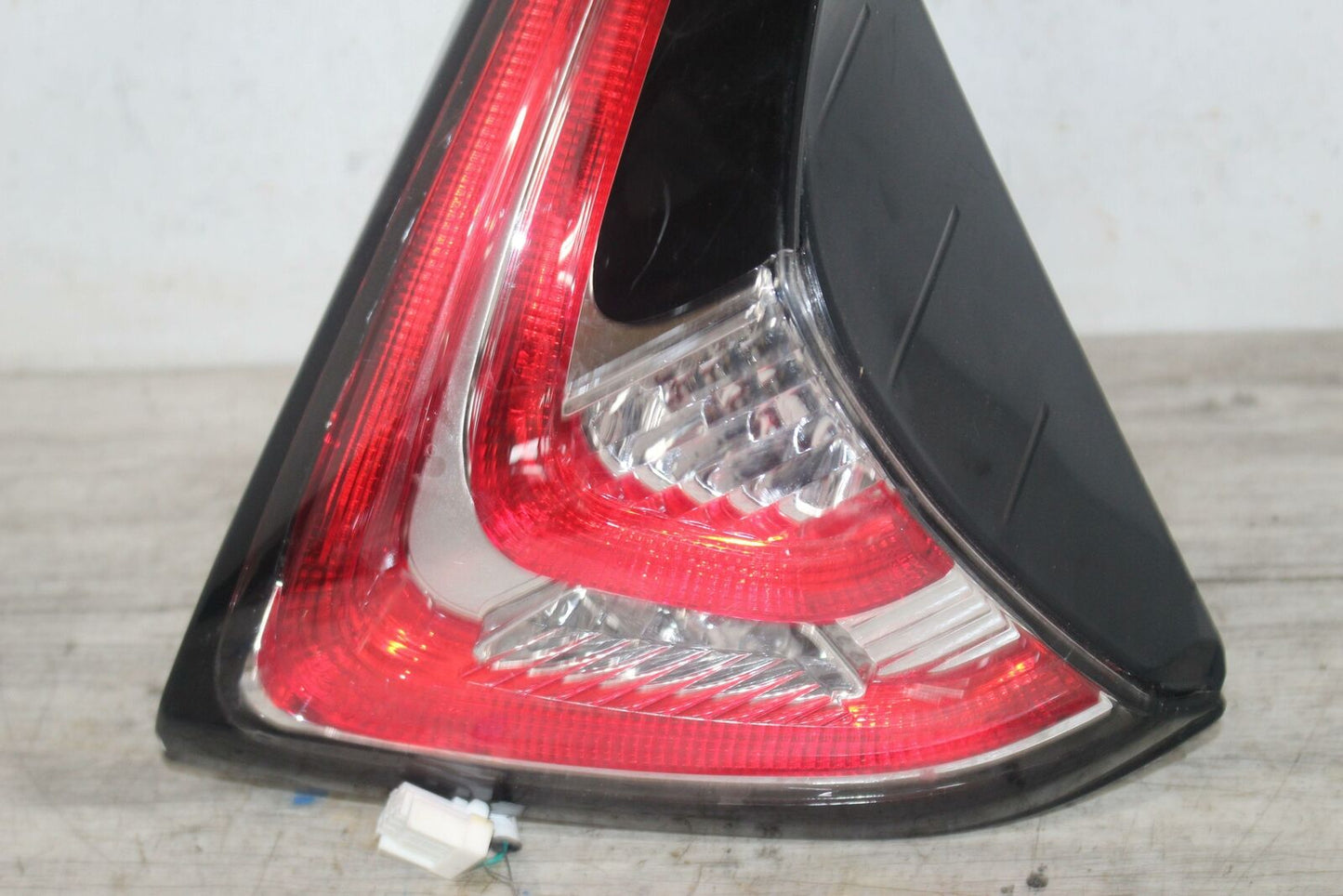 Tail Light Assembly NISSAN MURANO Right 15 16 17 18