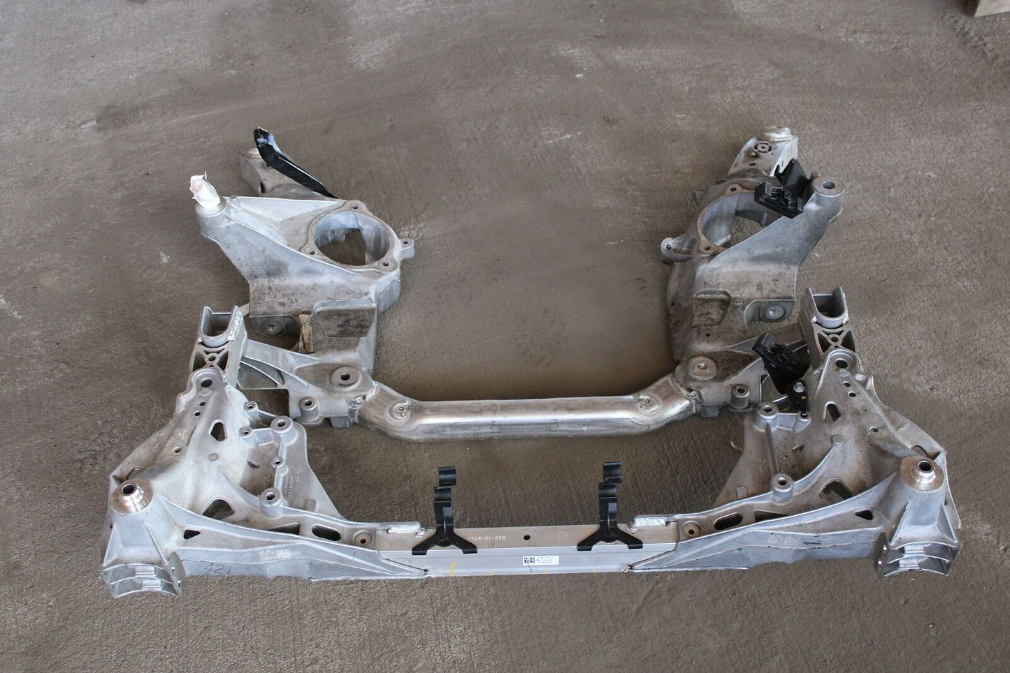 Undercarriage Crossmember BMW M8 19