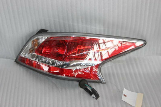 Tail Light Assembly NISSAN ALTIMA Right 14 15