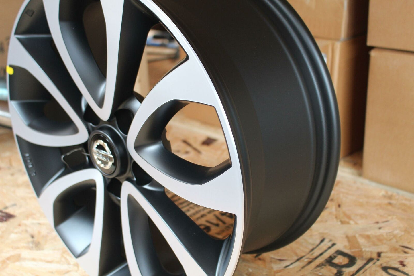 Wheel NISSAN JUKE 15 16