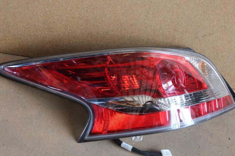 Tail Light Assembly NISSAN ALTIMA Left 14 15