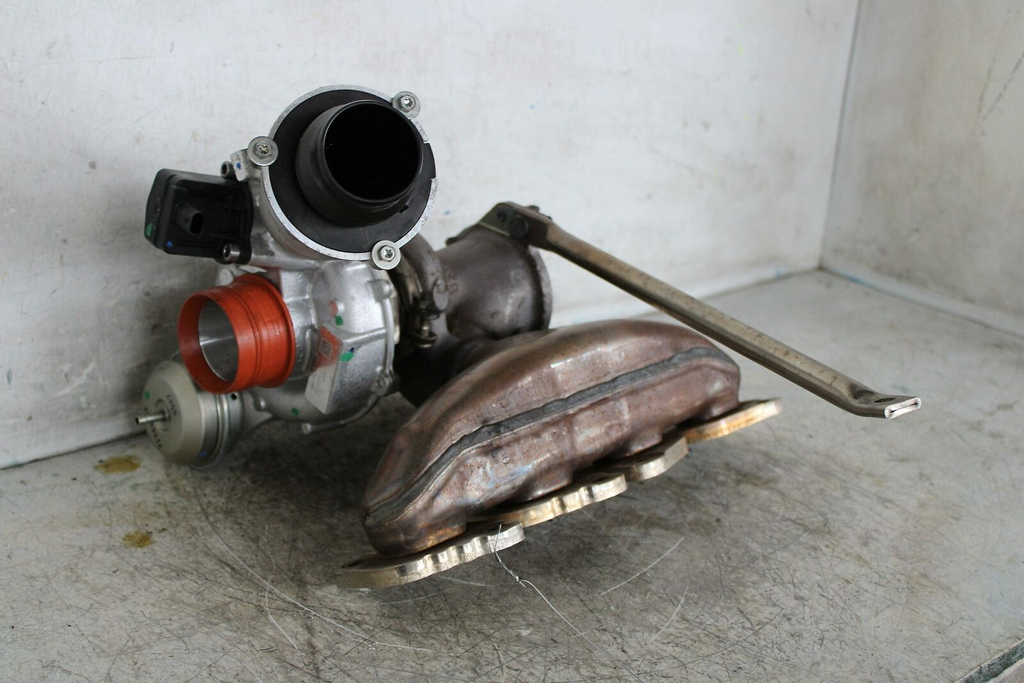 Turbo/supercharger INFINITI QX30 17 18 19