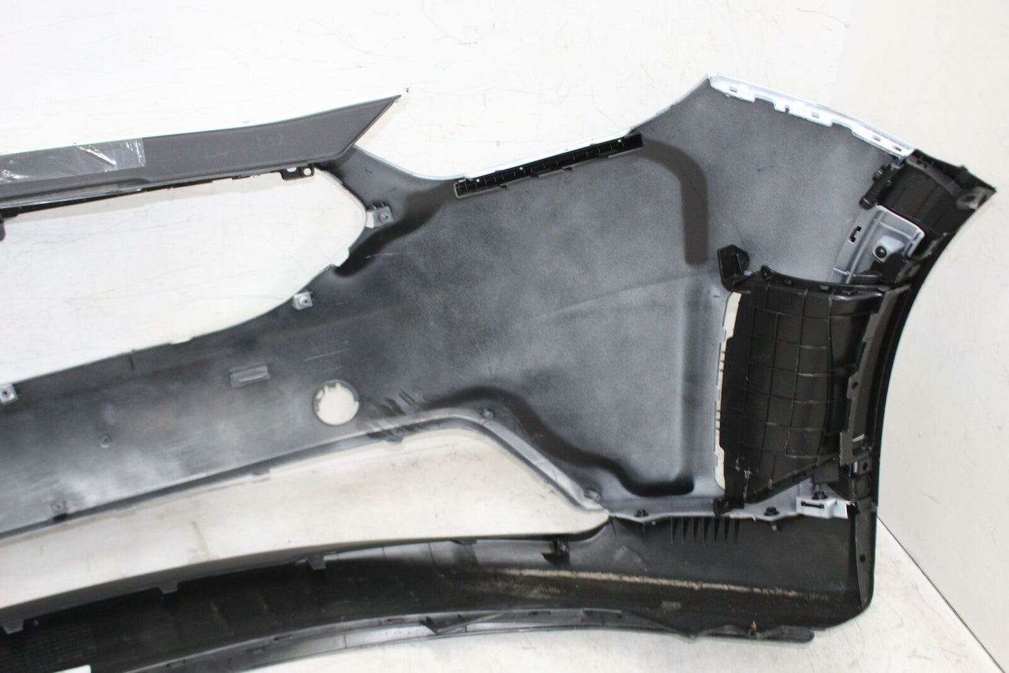 Front Bumper Assy. KIA NIRO 17 18 19