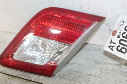 Tail Light Assembly TOYOTA CAMRY Right 10 11