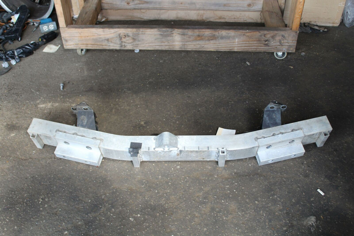 Front Bumper Reinforcement INFINITI G35 04