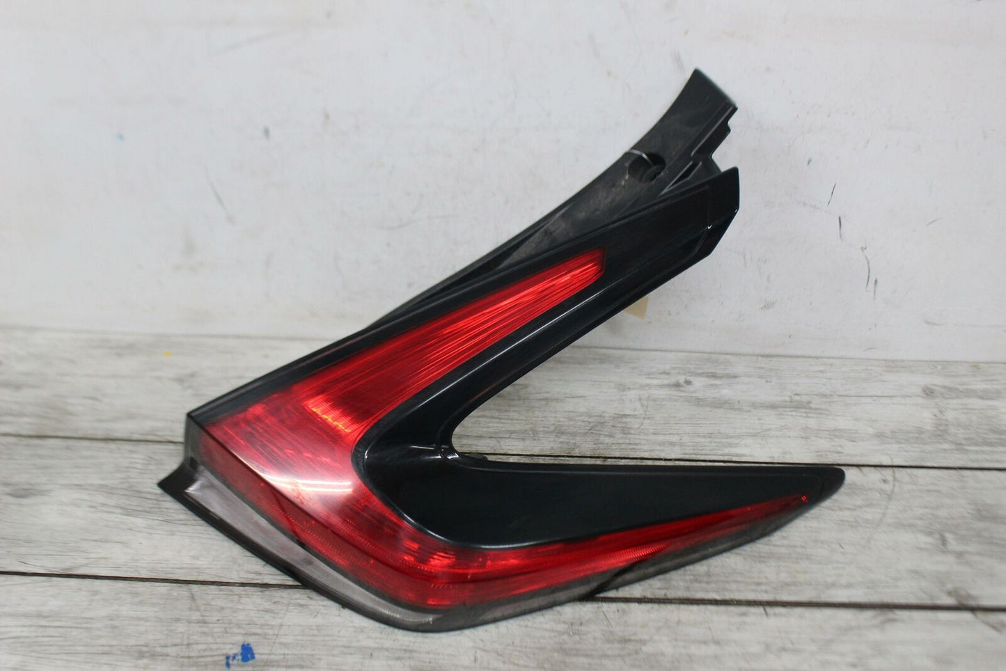 Tail Light Assembly NISSAN LEAF Right 18 19 20