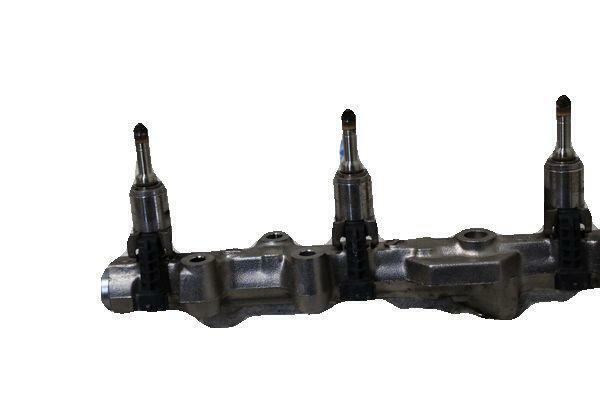 Fuel Injection Rail INFINITI QX80 15