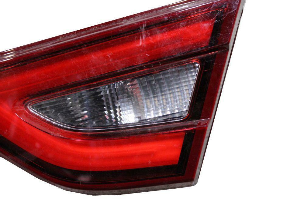 Tail Light Assembly NISSAN MAXIMA Right 16 17 18