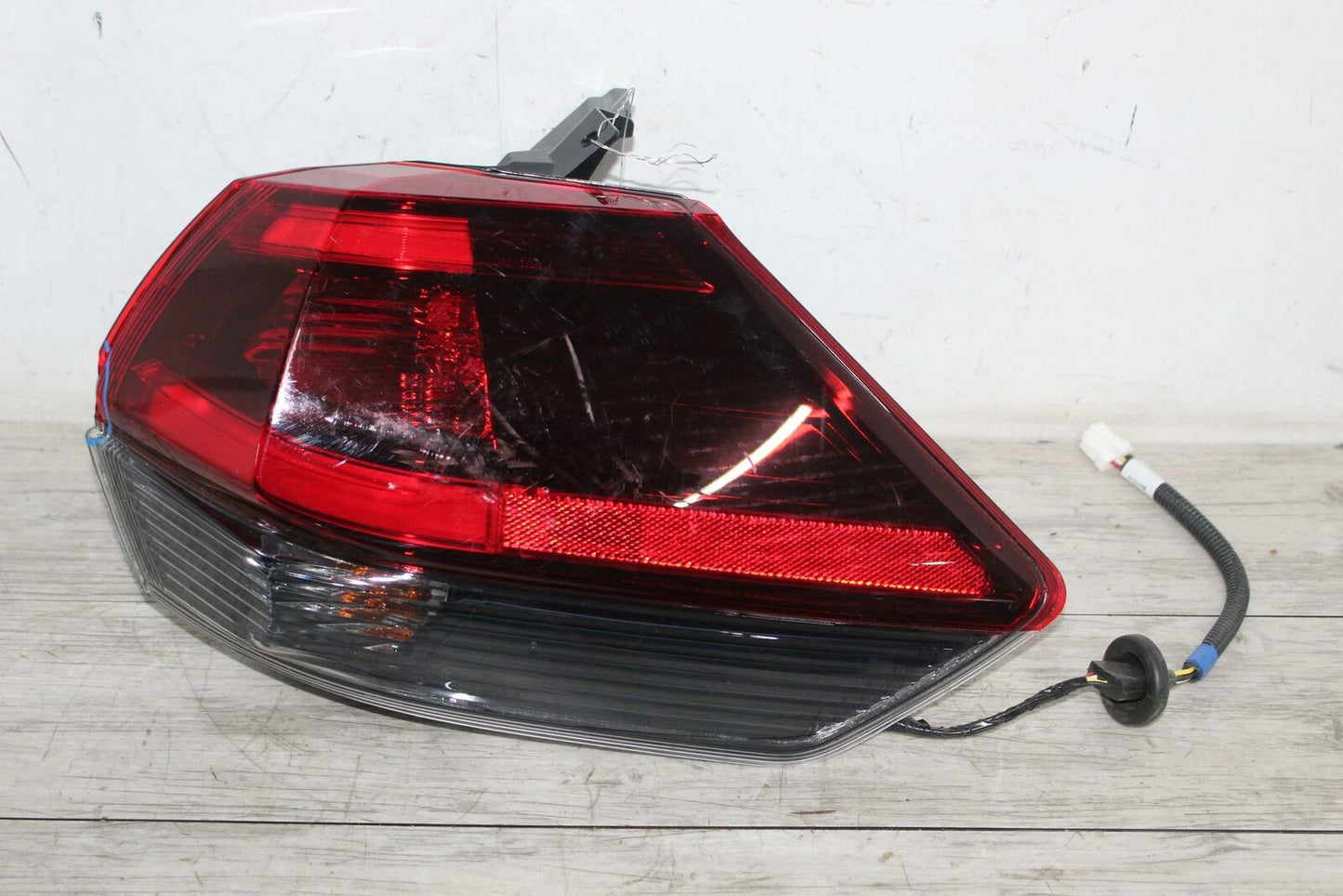 Tail Light Assembly ROGUE EXCEPT SPORT Right 17 18 19 20