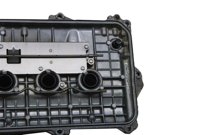 Valve Cover LEXUS CT200H 11 12 13 14 15 16 17