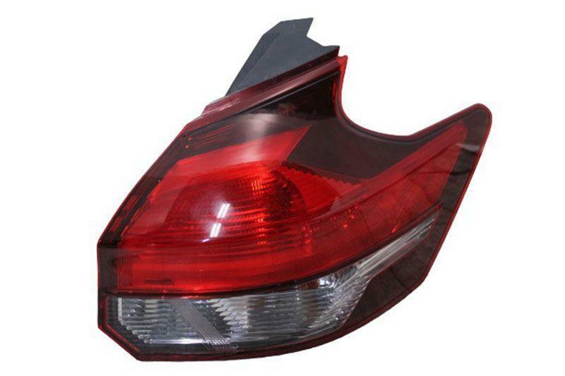 Tail Light Assembly NISSAN KICKS Right 18 19 20