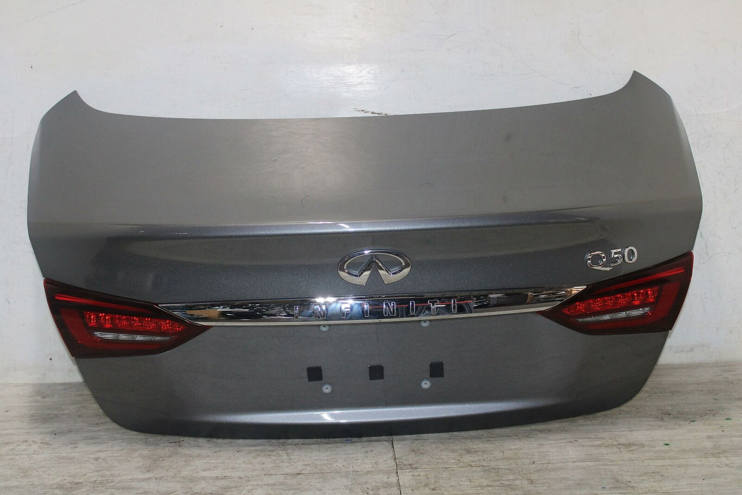 Trunk/decklid/hatch/tailgate INFINITI Q50 20