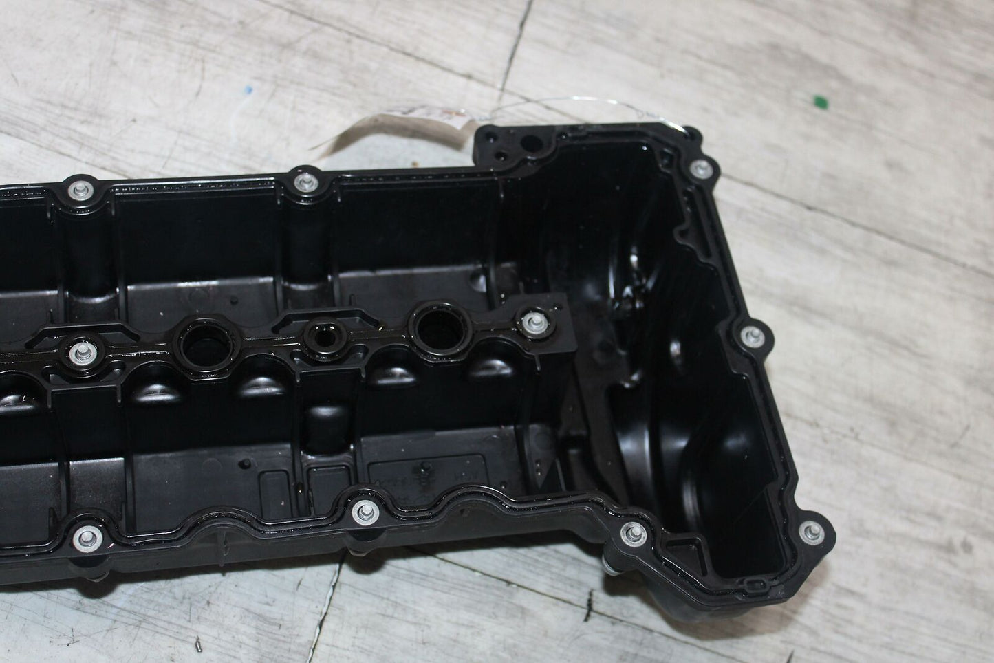 Valve Cover NISSAN TITAN XD 16 17 18 19