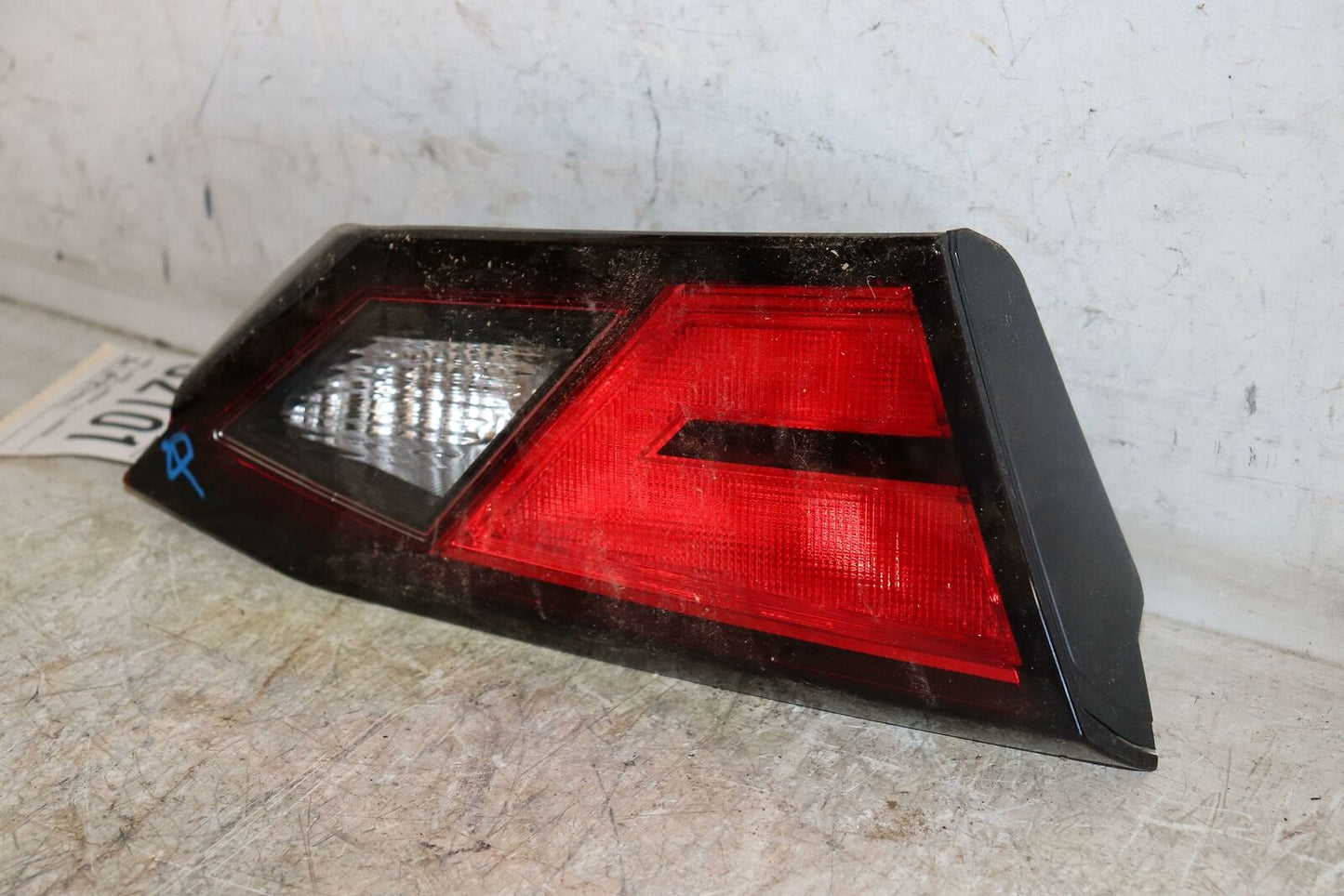 Tail Light Assembly NISSAN ALTIMA Left 19 20