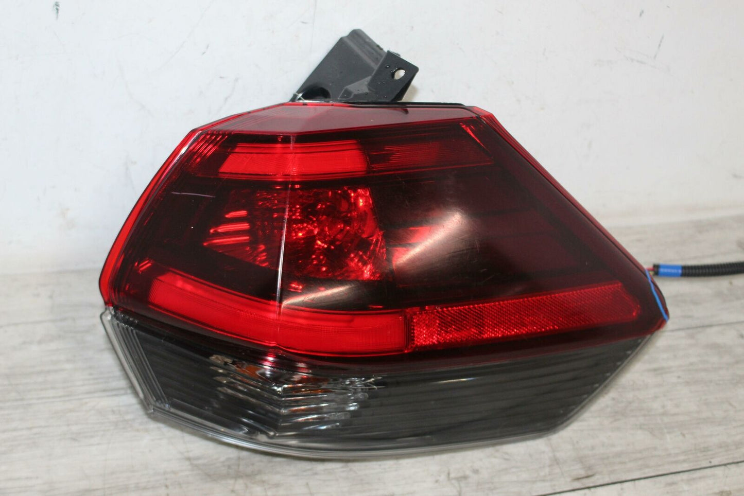 Tail Light Assembly ROGUE EXCEPT SPORT Right 17 18 19 20