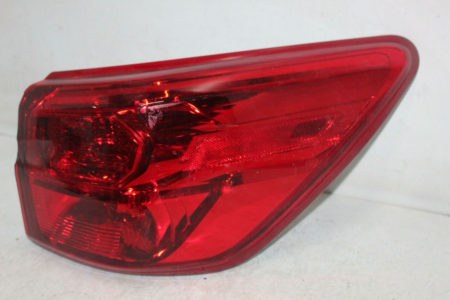 Tail Light Assembly NISSAN PATHFINDER Right 17 18 19 20