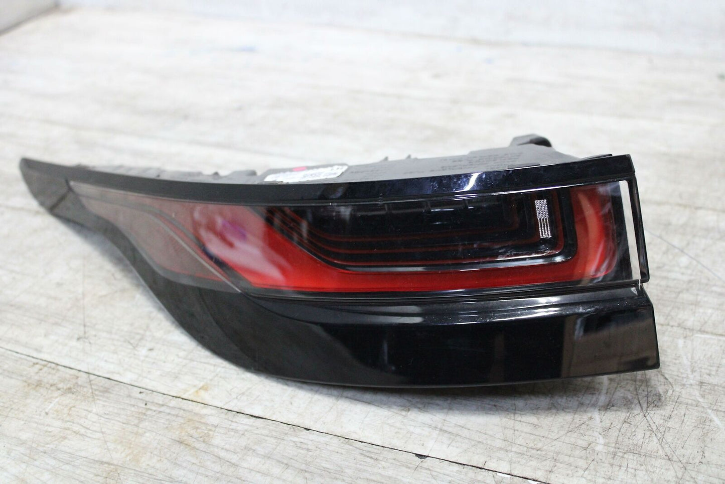 Tail Light Assembly RANGE ROVER EVOQUE Left 20