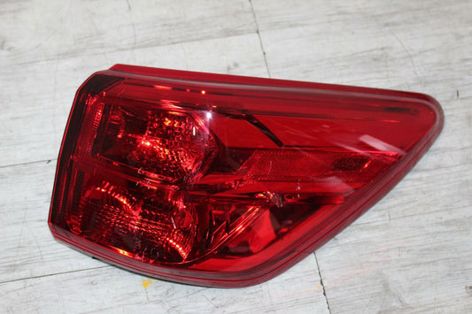 Tail Light Assembly NISSAN PATHFINDER Right 17 18 19 20