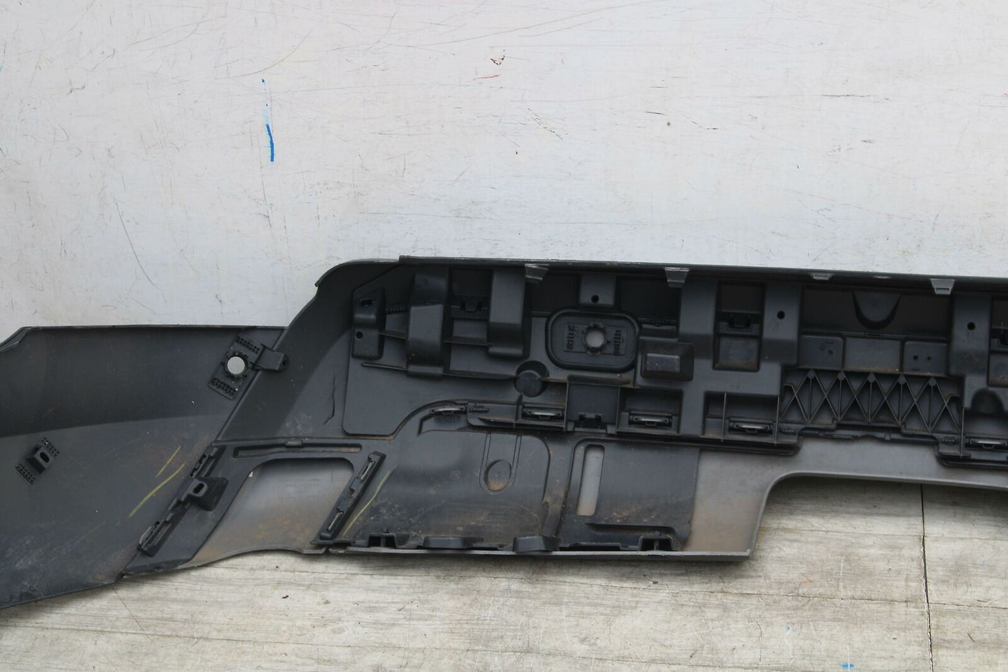 Rear Bumper Assembly LAND ROVER DISCOVERY 17 18 19
