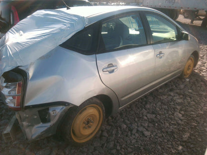 Fender TOYOTA PRIUS Left 04 05 06 07 08 09