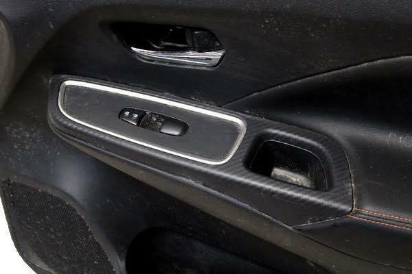 Front Door Trim Panel NISSAN VERSA Right 20