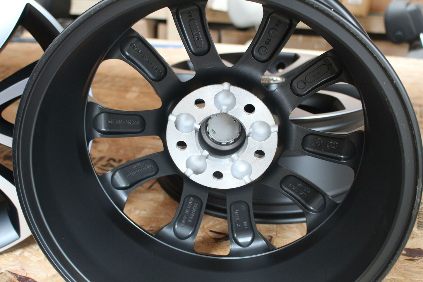 Wheel NISSAN JUKE 15 16