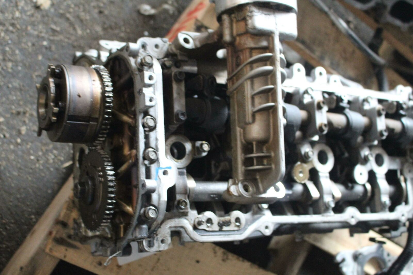 Cylinder Head INFINITI QX56 11 12 13