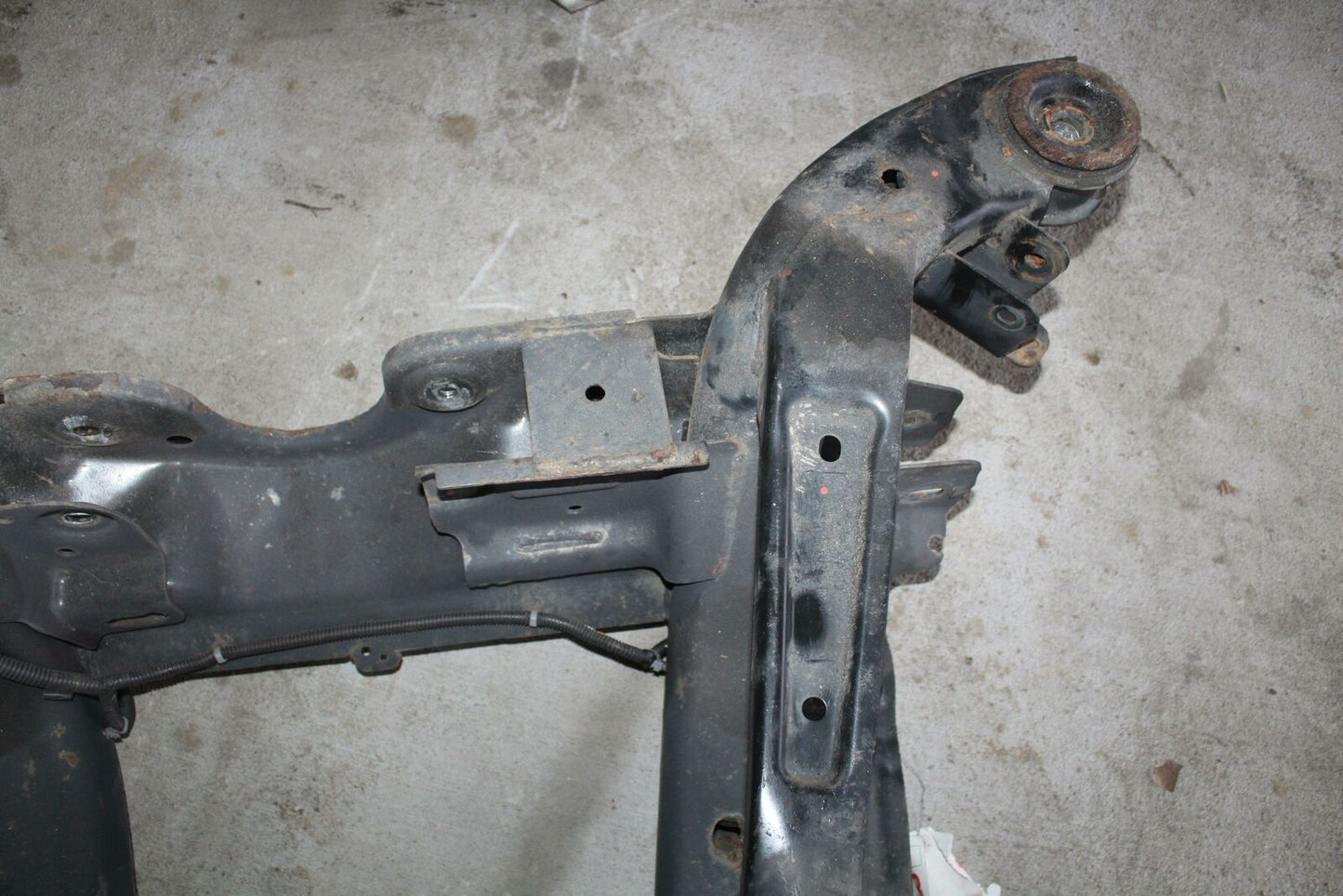 Undercarriage Crossmember CHEVY CAMARO 10 11