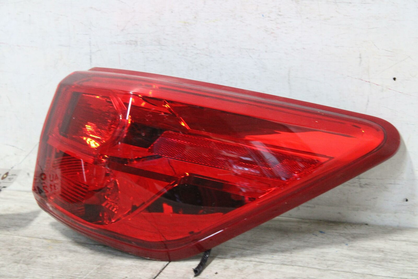 Tail Light Assembly NISSAN PATHFINDER Right 17 18 19 20