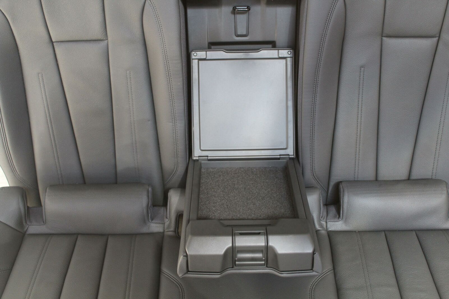 Rear Seat AUDI A4 17