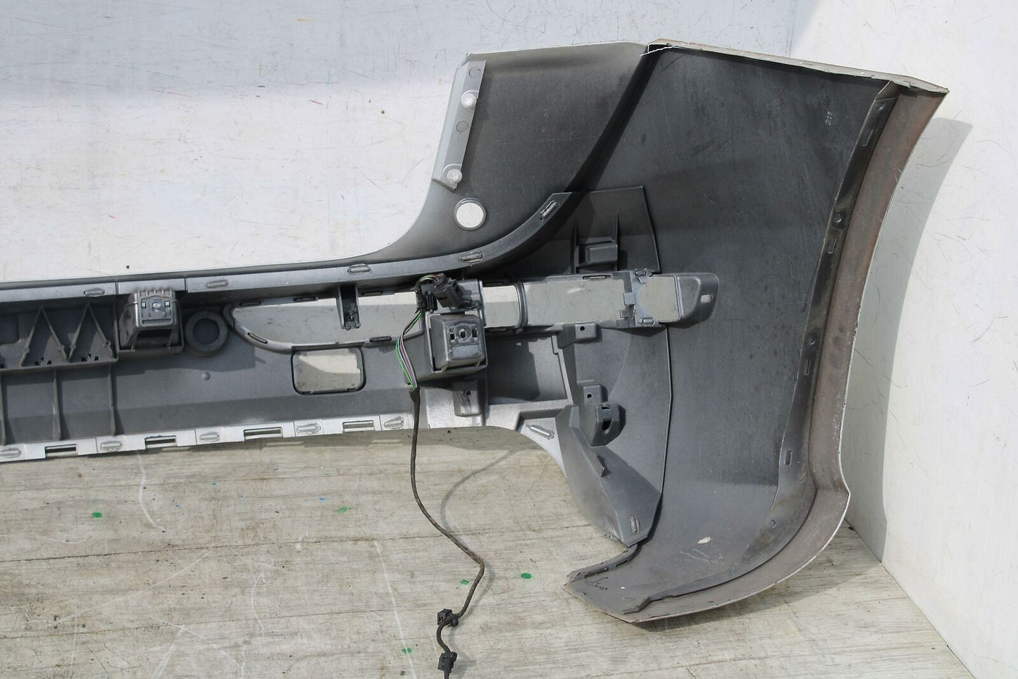 Rear Bumper Assembly AUDI Q5 09 10 11 12 13 14 15 16