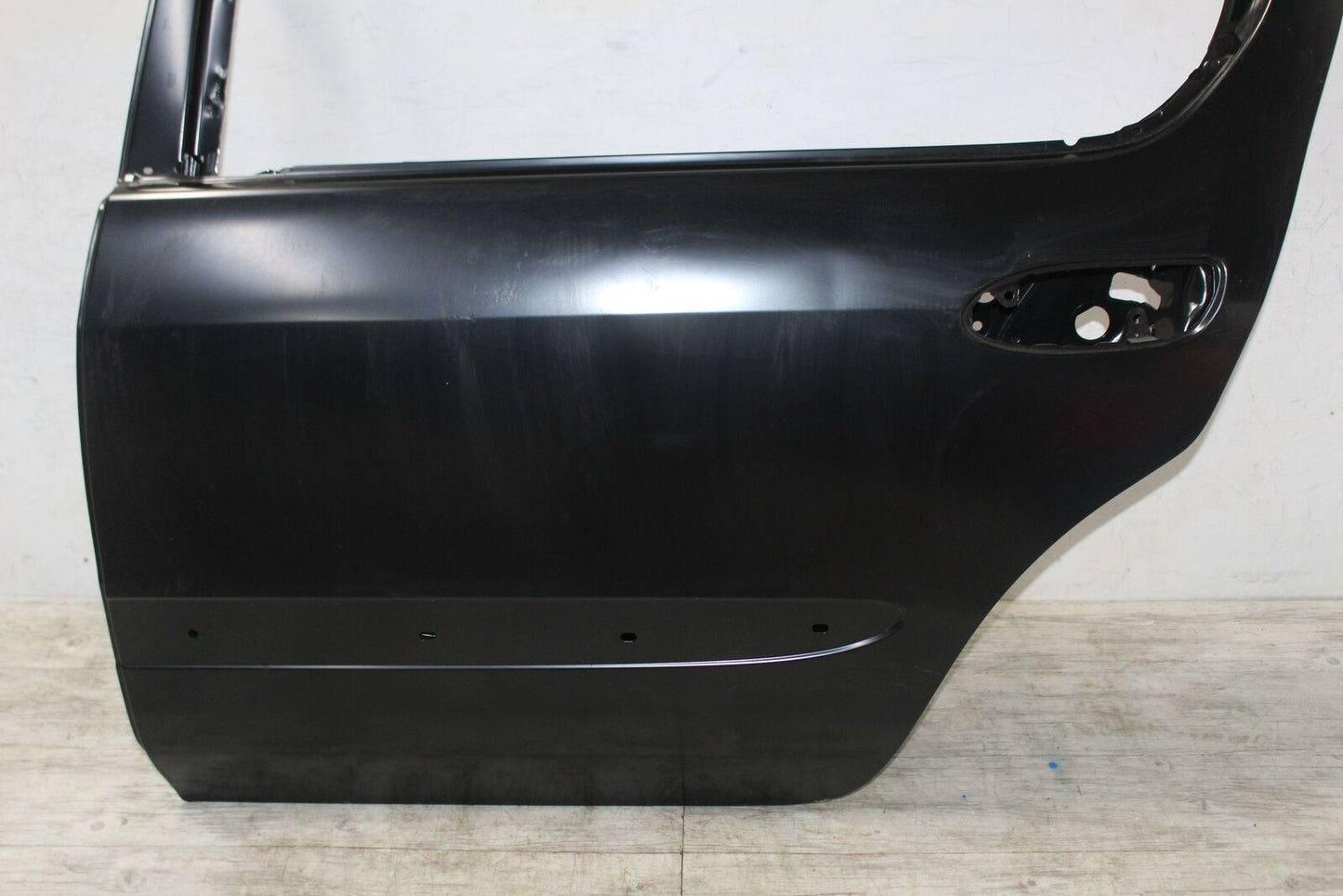 Rear Door INFINITI I35 Left 02 03 04