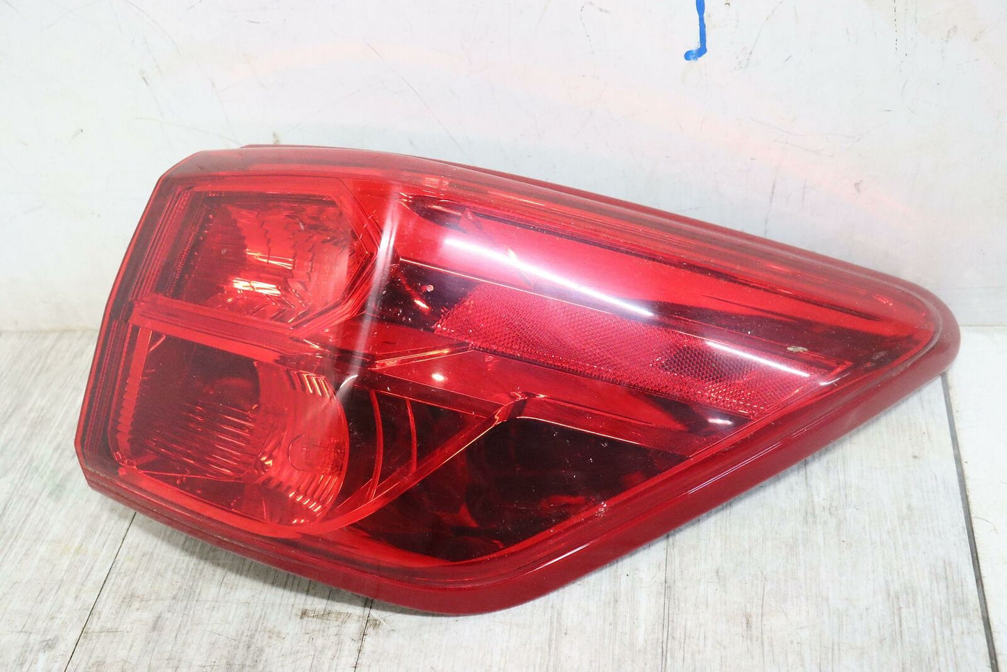 Tail Light Assembly NISSAN PATHFINDER Right 17 18 19 20