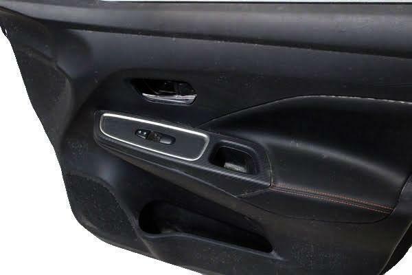 Front Door Trim Panel NISSAN VERSA Right 20