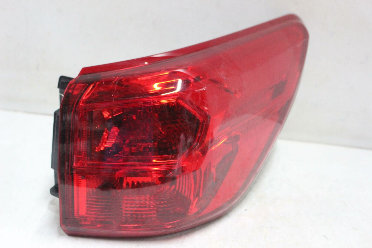 Tail Light Assembly NISSAN PATHFINDER Right 17 18 19 20