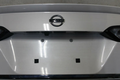 Trunk/decklid/hatch/tailgate NISSAN VERSA 20