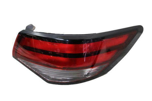 Tail Light Assembly NISSAN SENTRA Right 21