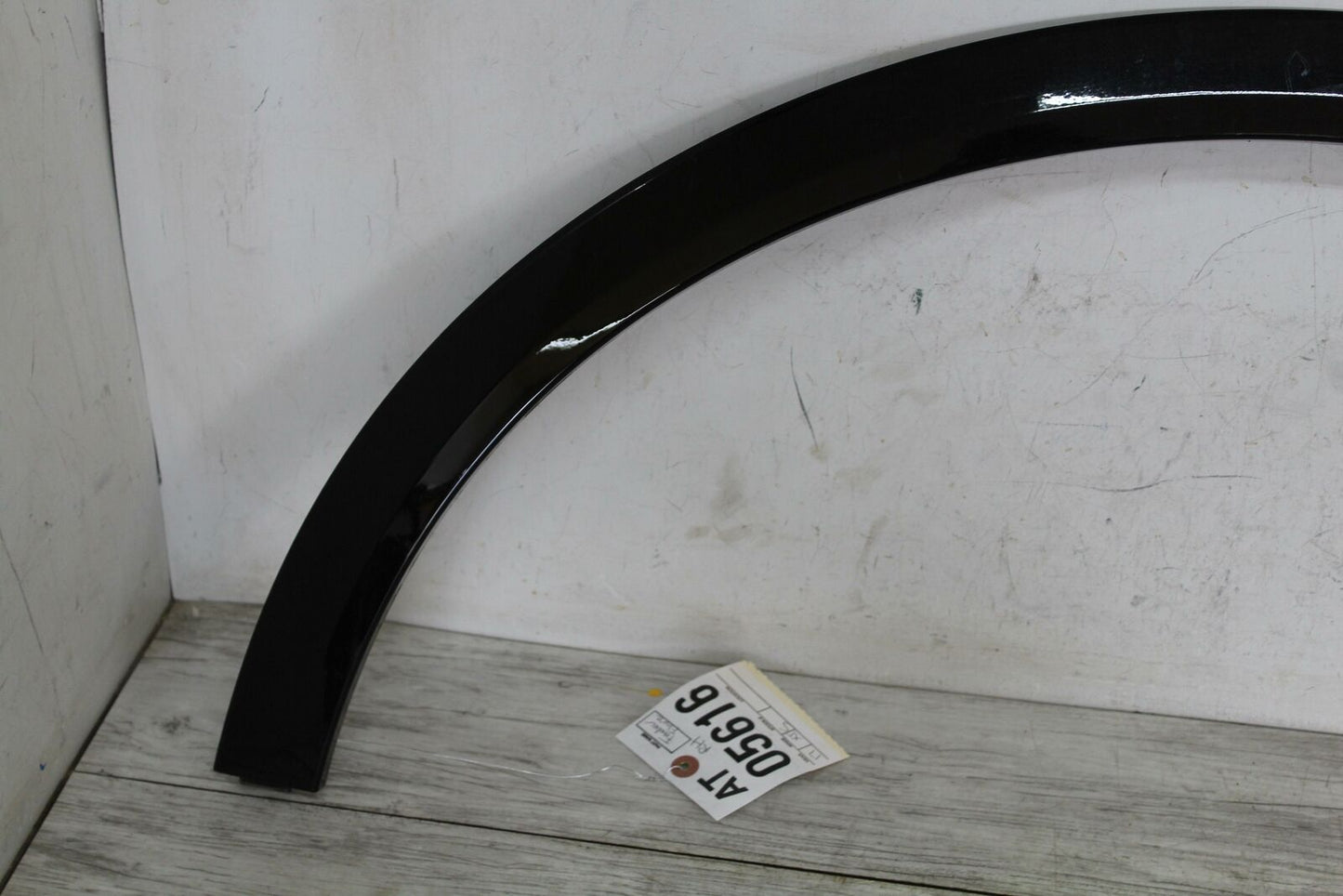 Fender Flare CADILLAC XT5 Right 17