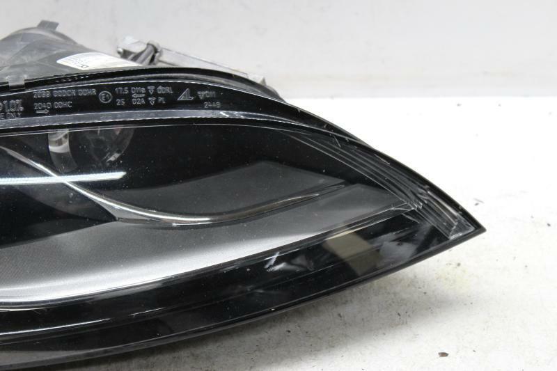 Headlamp Assembly AUDI TT Right 12 13