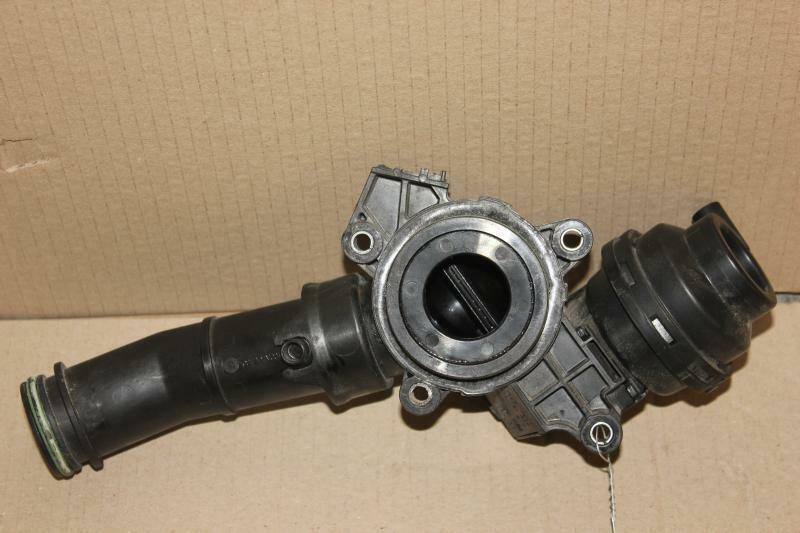 Water Pump Housing AUDI A8 Left 15